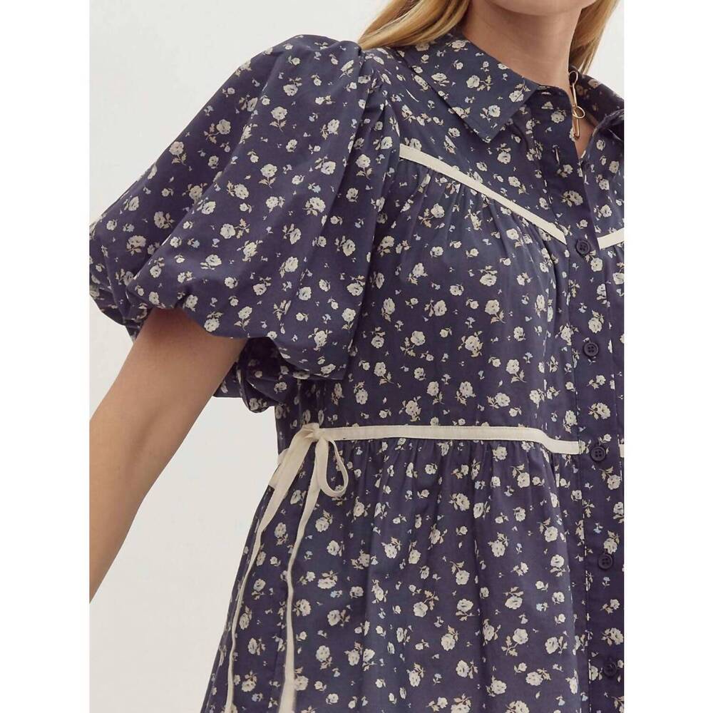 NEW ENTRO floral bubble sleeve bow top in navy - Picture 7 of 8